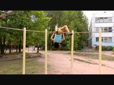 Турник: капитанский выход, он же «стульчик»
